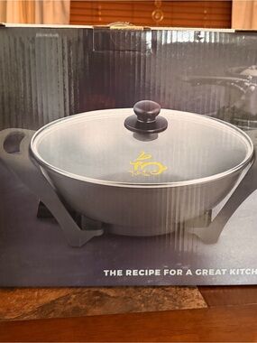 Chefs Counter Nonstick Adjust Temp Control Dishwasher Safe Temper Glass Lid Wok